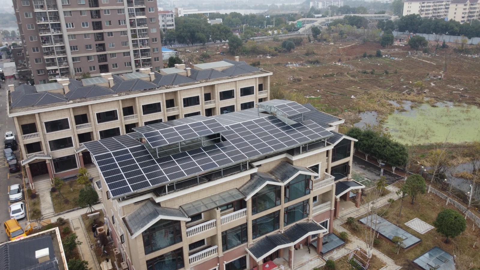 光伏发电署理加盟商家解读：：光伏发电应着重维护哪些装备