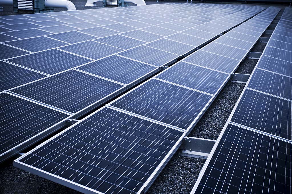 收益、、、备案、、、并网……你想知道的全都有！看完就去装光伏，增电量，多赚钱！