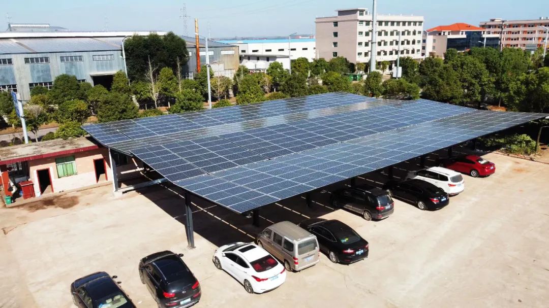 正式印发！！！户用光伏津贴1.2元/W，，住民让出屋顶可免用度电！！！(附文件)